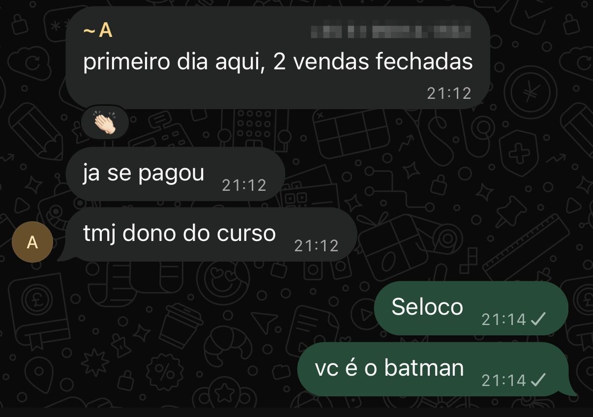Print real enviado por aluno do curso mostrando venda fechada, site entregue ou conversa com cliente